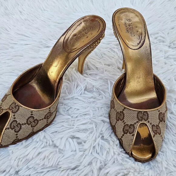 Gucci Women Heel Sandal GG Web Gold Tone Buttom Made Italy Size 34.5 - Picture 2 of 14